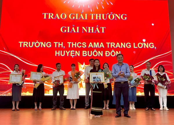 Sôi nổi Hội thi “Thiếu nhi tuyên truyền giới thiệu sách năm 2023”