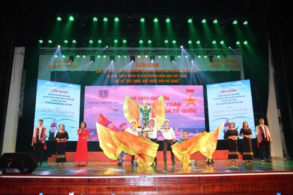 Thư viện tỉnh Đắk Lắk đạt giải Nhì Liên hoan cán bộ thư viện toàn quốc năm 2023